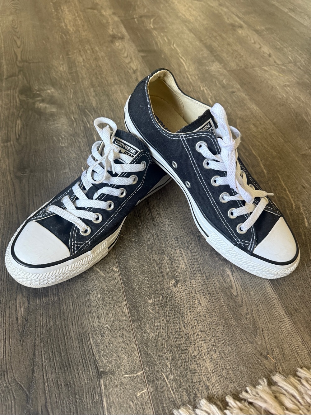 Converse Low Top Sneakers, Unisex- Black & White